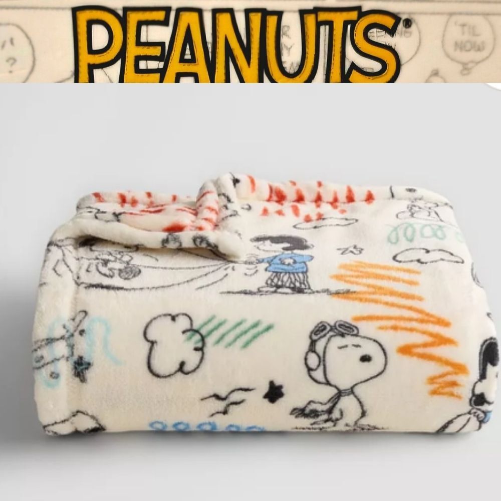 The Big One X Peanuts Snoopy & The Gang Plush Throw Blanket